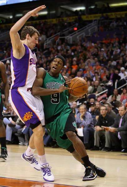 一直是中场 一直是中场