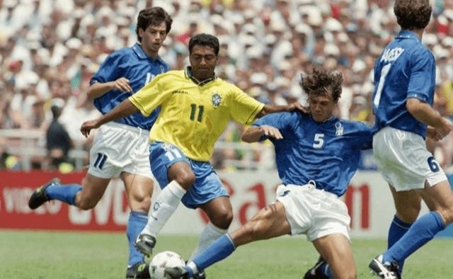 露出休赛期 露出休赛期