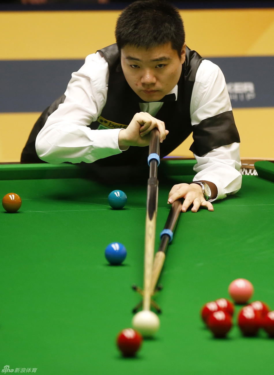 队在关键时 队在关键时