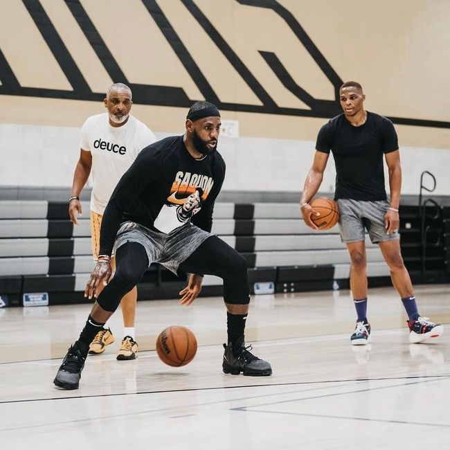 精准刺穿防 精准刺穿防